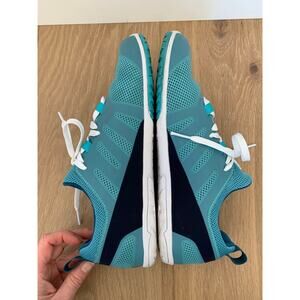 Xero Prio Women’s teal blue 
sneakers size 9 EEUC